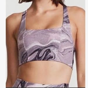 Lightweight by Victoria’s Secret 34D Medium Support breathable sport bra